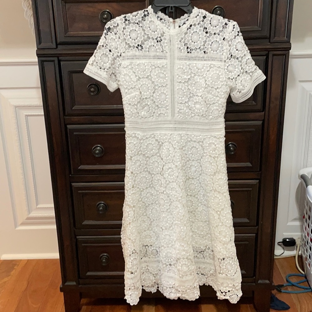 white lace Crocheted dress size 6 - Picture 1 of 11